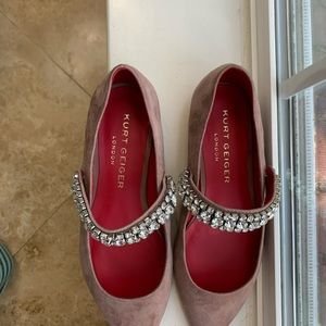 Kurt Geiger 6.5 pink flats